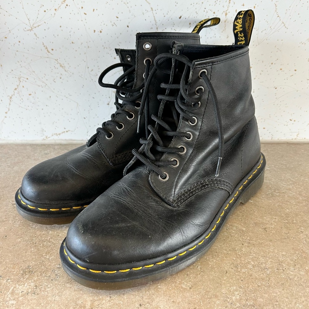 Dr. Martens 1460 black leather boots